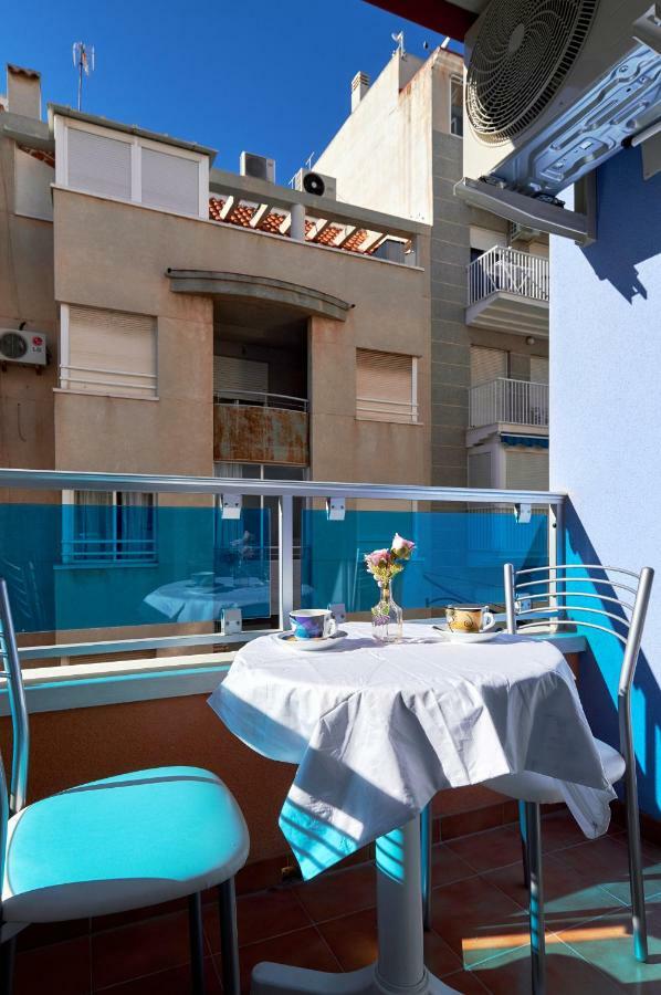 Апартаменты Almudena Playa Del Cura En Торевьиа Экстерьер фото